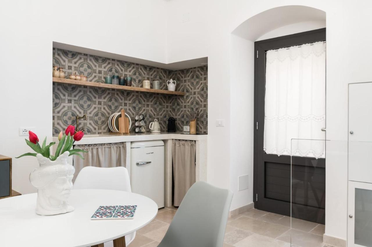 Alba Luxury Suite Остуни Экстерьер фото